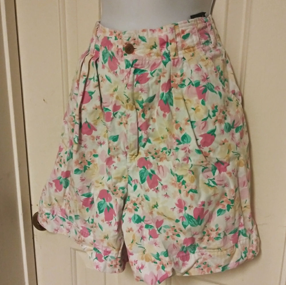 Vintage 90s 🌼 Shorts